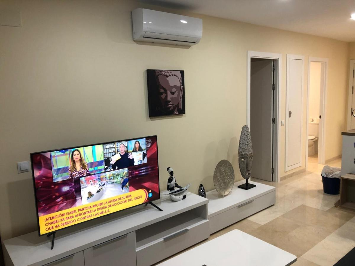 Moderno Apartamento En Primera Linea Paseo Maritimo ฟูเอนฮิโรลา ภายนอก รูปภาพ