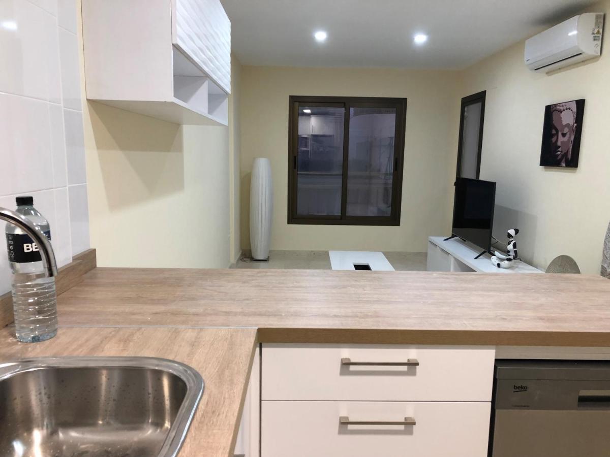Moderno Apartamento En Primera Linea Paseo Maritimo ฟูเอนฮิโรลา ภายนอก รูปภาพ