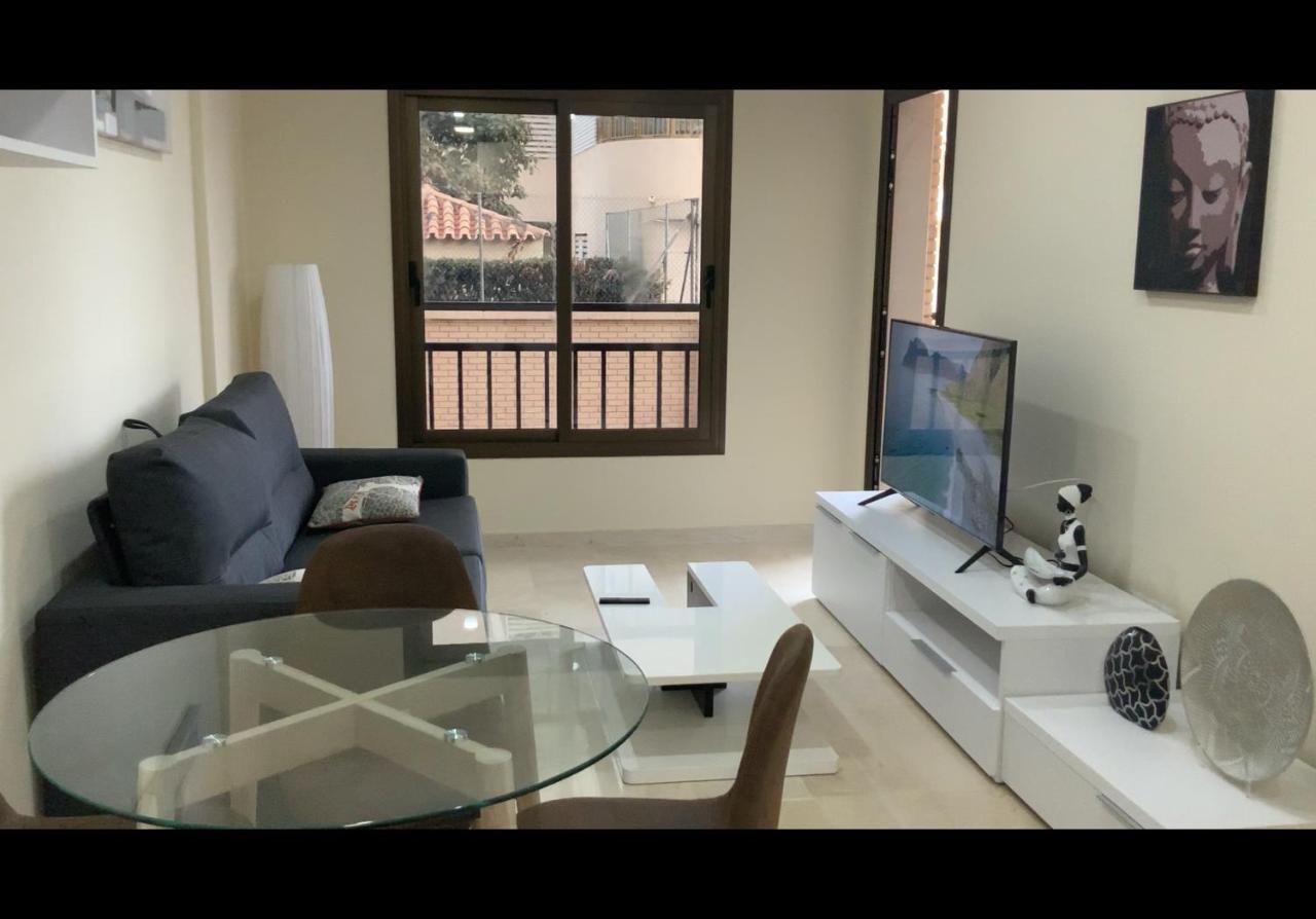 Moderno Apartamento En Primera Linea Paseo Maritimo ฟูเอนฮิโรลา ภายนอก รูปภาพ